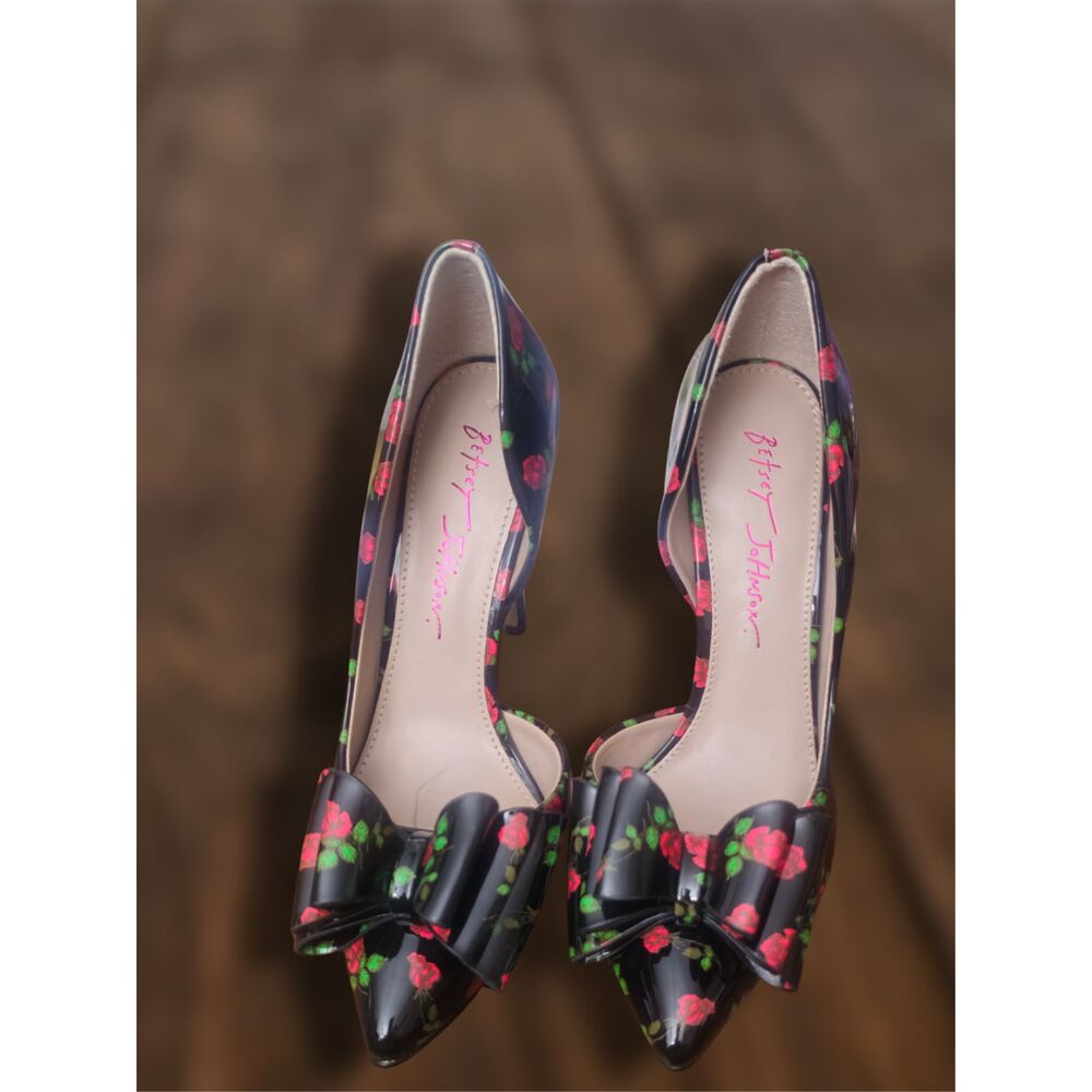 Betsey Johnson "Prince" Patent Floral Oversized Bow Pumps